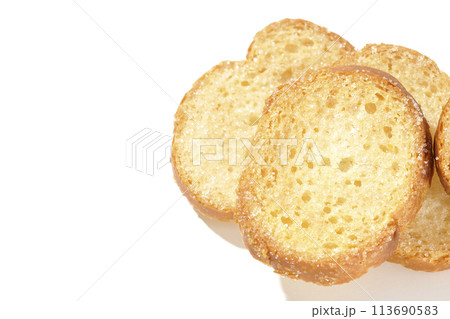 ラスクを白背景で撮影 113690583