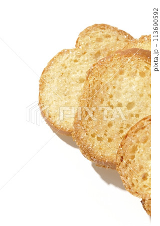 ラスクを白背景で撮影 113690592