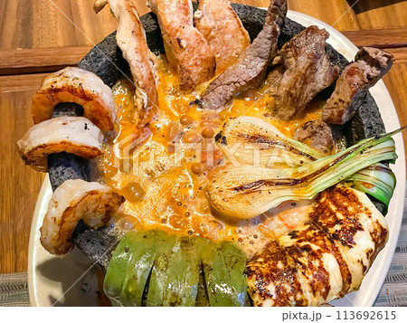 メキシコ料理ファヒータ 113692615