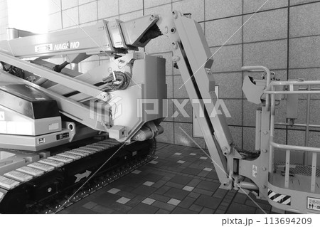 高所作業車 113694209
