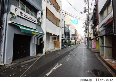 大阪アメリカ村 113695042