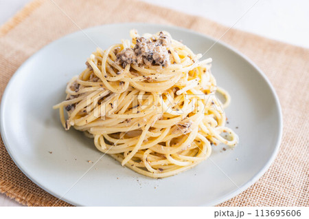 きのこのクリームソースパスタ 113695606