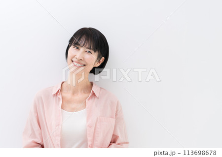 ミドル女性 ポートレート ミドル女性 ポートレート 113698678