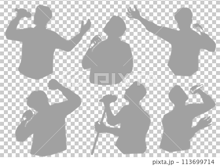 歌を歌うあるいは演説する男性のシルエットイラスト　グレー 113699714