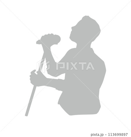 マイクスタンドを持ち心酔して歌う男性のシルエットイラスト グレー マイクスタンドを持ち心酔して歌う男性のシルエットイラスト グレー 113699897