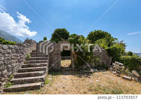 Ruins of fortress in Stary Grad , Bar, Montenegro 113703857