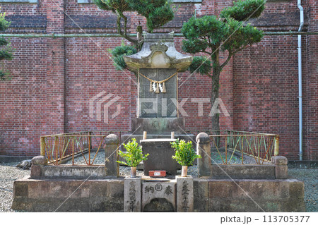 【三井三池炭鉱 万田坑 (山ノ神祭祀施設)】 熊本県荒尾市原万田 【三井三池炭鉱 万田坑 (山ノ神祭祀施設)】 熊本県荒尾市原万田 113705377
