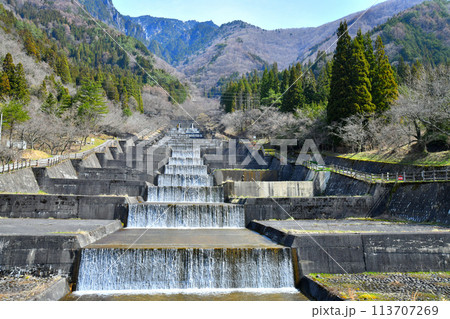洞谷流路工(岐阜県高山市)【2024.4】 洞谷流路工(岐阜県高山市)【2024.4】 113707269