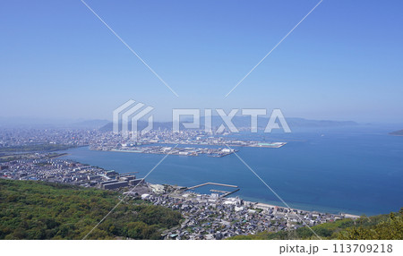 快晴の高松市街地 113709218