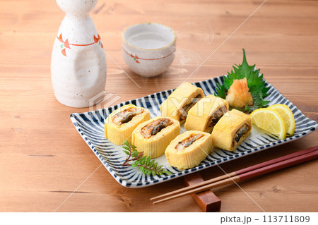 う巻き 鰻巻き( うなぎを入れた出汁巻きたまご ) う巻き 鰻巻き( うなぎを入れた出汁巻きたまご ) 113711809