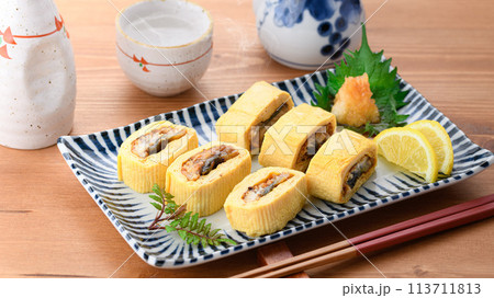 う巻き 鰻巻き（ うなぎを入れた出汁巻きたまご ） 113711813