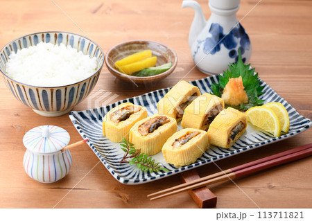 う巻き 鰻巻き（ うなぎを入れた出汁巻きたまご ） 113711821