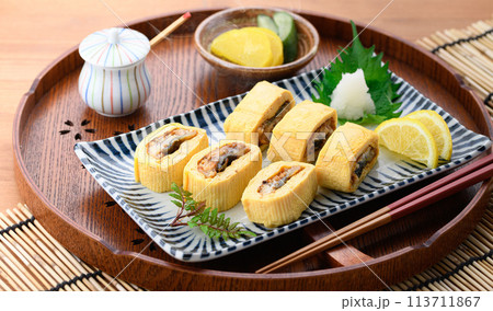 う巻き 鰻巻き（ うなぎを入れた出汁巻きたまご ） 113711867