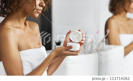 Daily spa concept 113714262