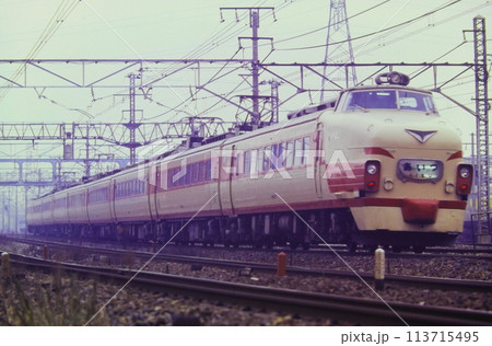 上野ー会津若松の特急「あいづ」485系、ボンネット車、蕨ー南浦和、1980年11月30日 上野ー会津若松の特急「あいづ」485系、ボンネット車、蕨ー南浦和、1980年11月30日 113715495