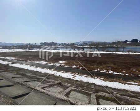 魚野川（新潟県長岡市西川口） 113715822