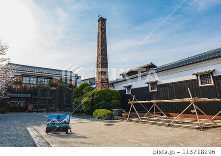 京都伏見 酒蔵の風景 京都伏見 酒蔵の風景 113718296