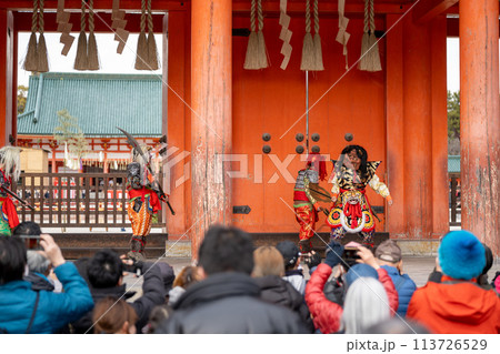 平安神宮 節分祭 鬼たち 鬼の舞 113726529