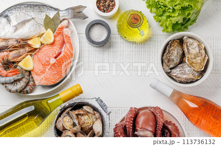 Seafood Platter Delight 113736132