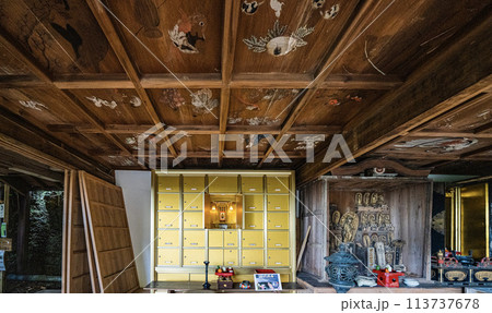 高澤観音日龍峯寺の籠堂天井絵 高澤観音日龍峯寺の籠堂天井絵 113737678