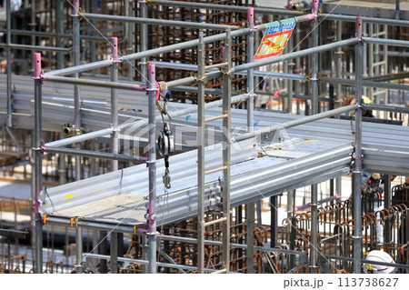 建築基礎工事現場（地足場）　イメージ 113738627