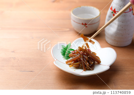 春の山菜料理 ふきの煮物 ( きゃらぶき ) 春の山菜料理 ふきの煮物 ( きゃらぶき ) 113740859
