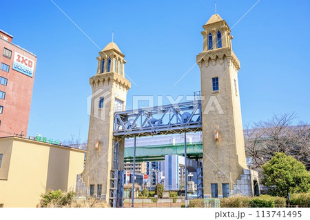 名古屋市、中川運河の松重閘門 113741495