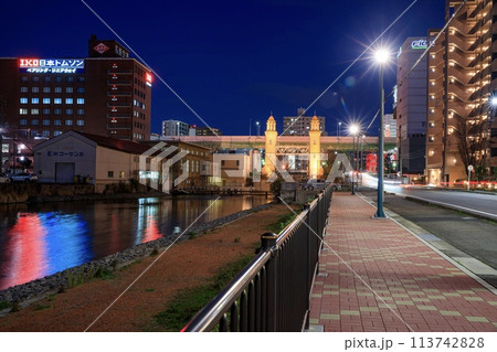 名古屋市、ライトアップされた松重閘門 名古屋市、ライトアップされた松重閘門 113742828