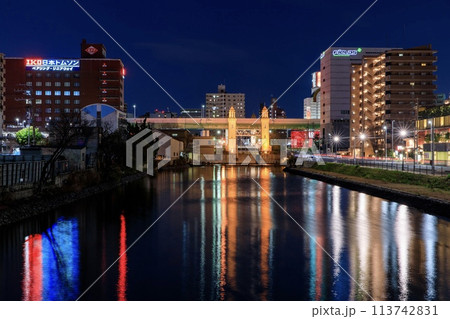 名古屋市、ライトアップされた松重閘門 名古屋市、ライトアップされた松重閘門 113742831