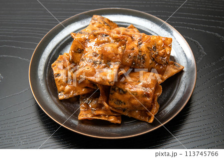 秋田の郷土銘菓、かりんとう 113745766