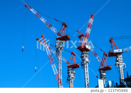 日本の東京都市景観 4月。日本橋一丁目の再開発事業などを望む＝令和6年4月19日 113745898