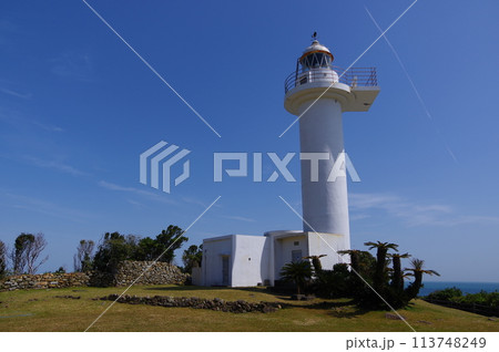 和歌山県太地町にある梶取埼から見る風景 113748249