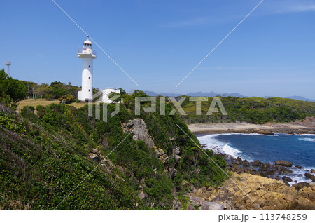 和歌山県太地町にある梶取埼から見る風景 113748259
