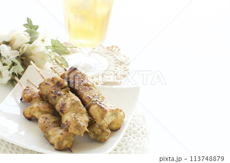 インドネシア串焼きサテ・アヤム 113748879