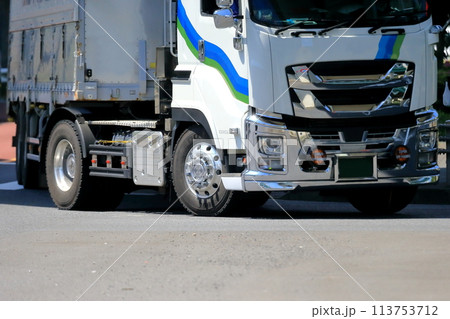 トレーラートラック　イメージ 113753712