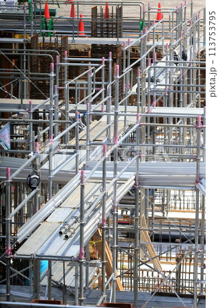 建築基礎工事現場（地足場）　イメージ 113753795