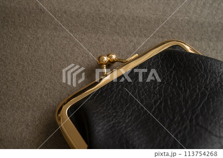 黒い財布 黒い財布 113754268