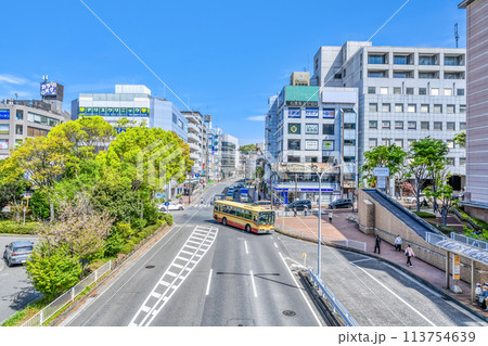 神奈川県横浜市の都市風景　東戸塚駅 113754639