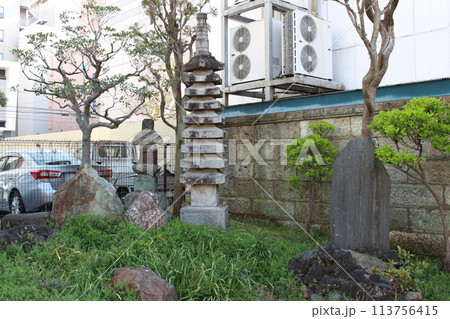 おしどり塚 おしどり塚 113756415