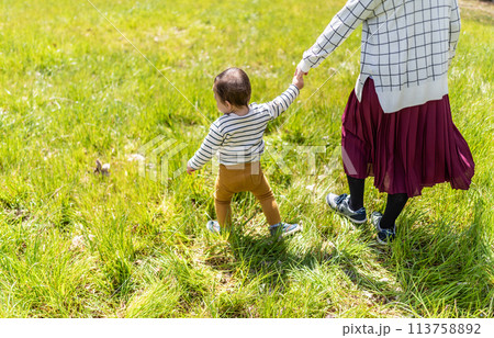 春のお出かけ 113758892