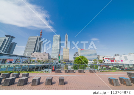 「埼玉県」さいたま新都心駅前の風景・東口周辺 「埼玉県」さいたま新都心駅前の風景・東口周辺 113764978