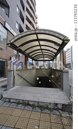 浅草橋交差点横断地下歩道C1出入口、JR馬喰町駅出入口も兼用 113765239
