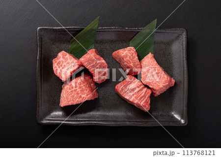 黒毛和牛 角切り(もも肉 肩肉)鹿児島県産 黒毛和牛 角切り(もも肉 肩肉)鹿児島県産 113768121