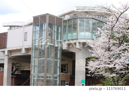 春のしょうぶ沼公園と北綾瀬駅 春のしょうぶ沼公園と北綾瀬駅 113769011