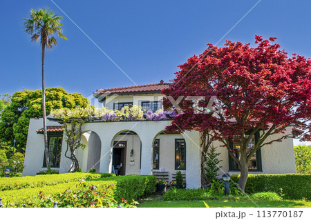 横浜市　港の見える丘公園　山手111番館 113770187