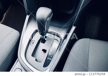 自動車のシフトレバー 113770204