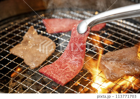 焼き肉 113771703
