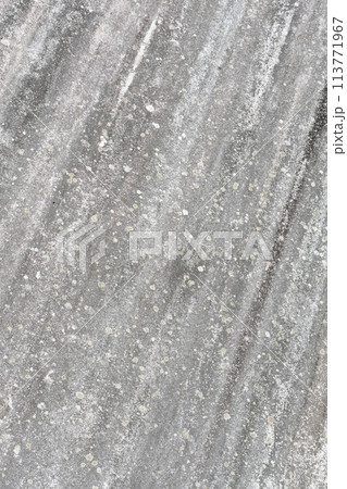 古い橋の柱の表面　汚れ　模様 113771967