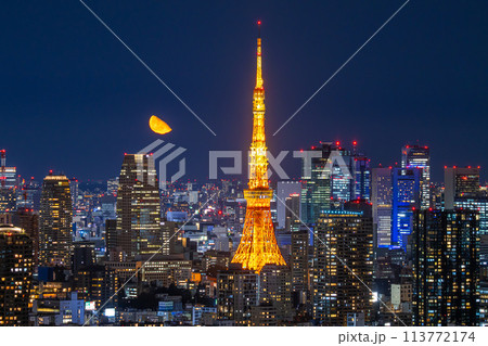 月と東京タワー(恵比寿から) 113772174