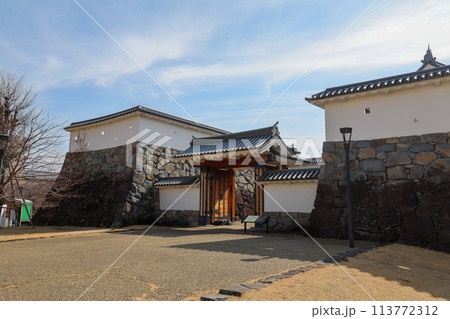 山梨県　甲府市　甲府城　山手門 113772312